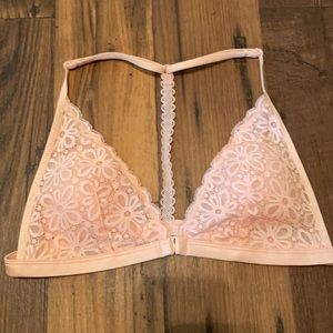Victoria’s Secret peach bralette